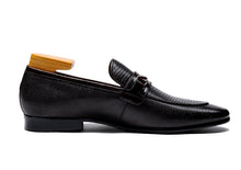 British crocodile pattern leather breathable slip-on loafers